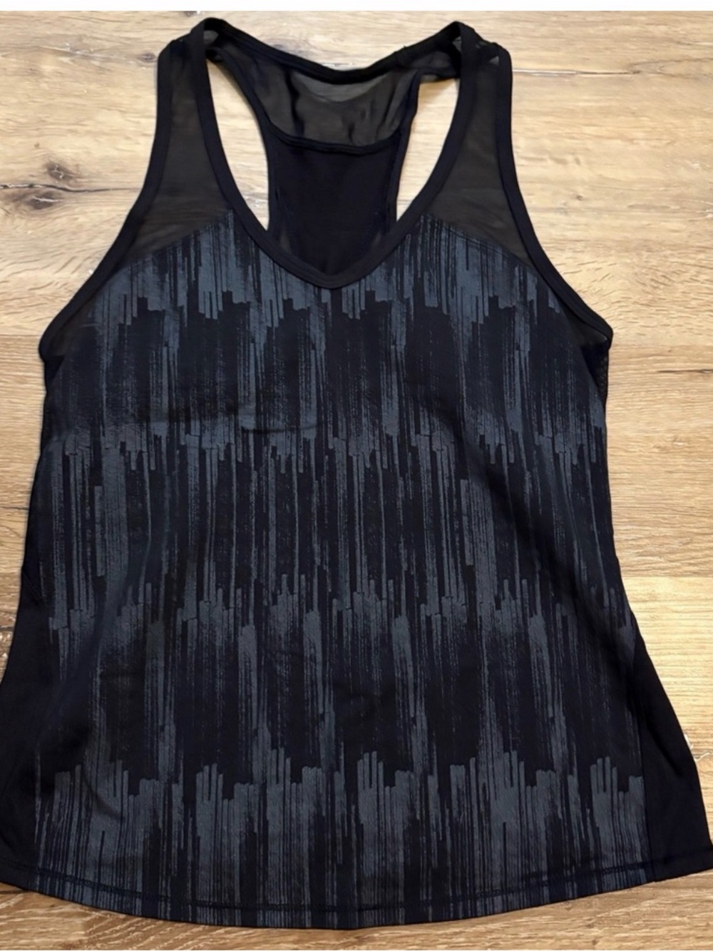Lululemon Ace Tank in Black / Scratch Match Black Multi size 8